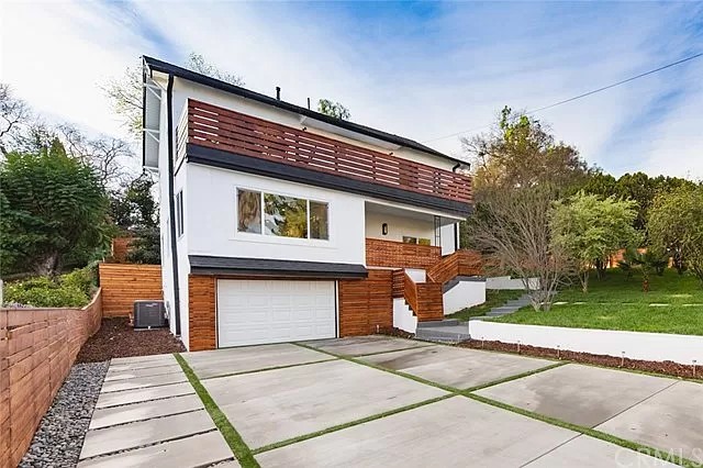 Glenalbyn Dr, LA